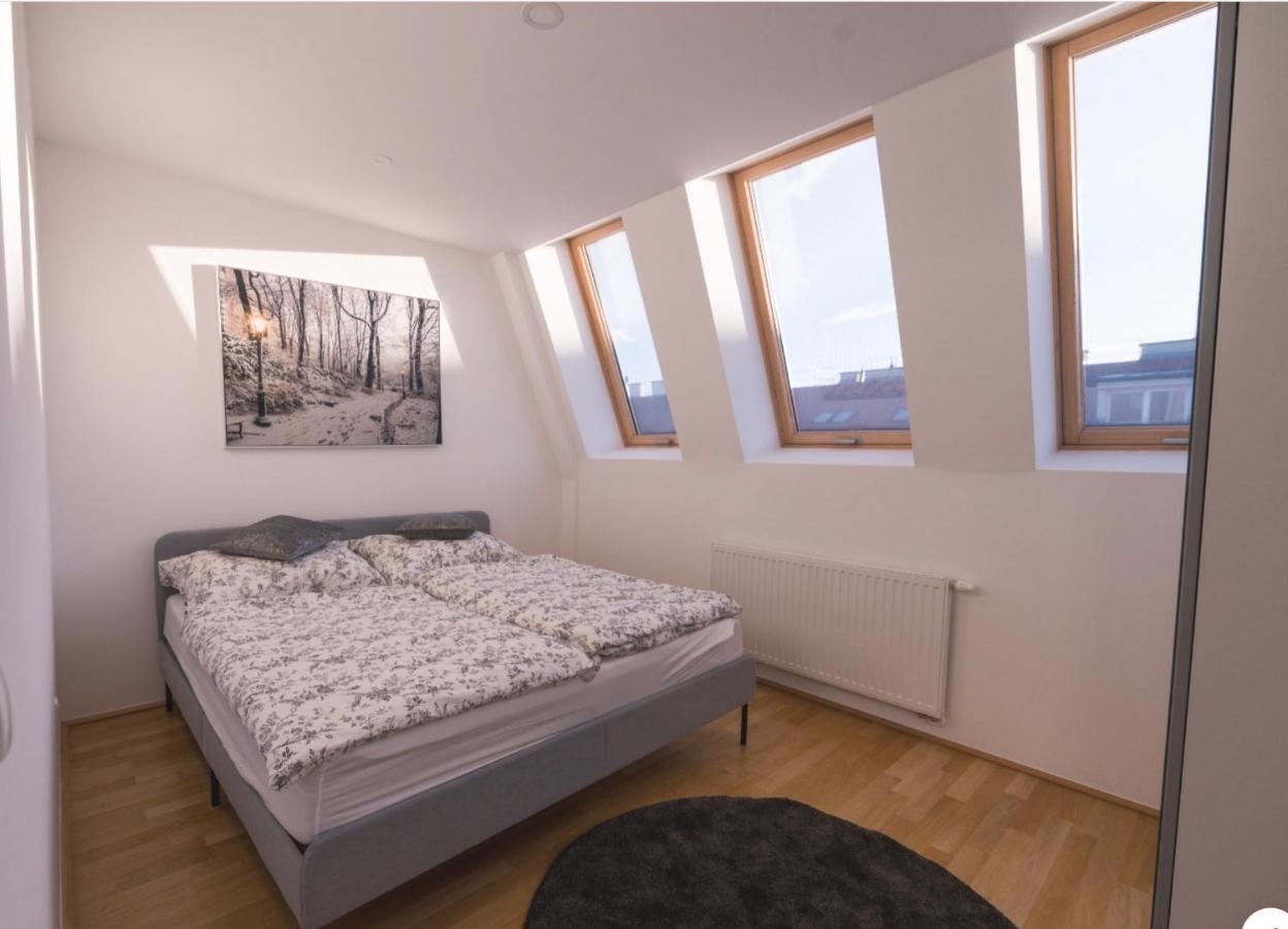 Sunny Penthouse L Dg1'14 Appartement *